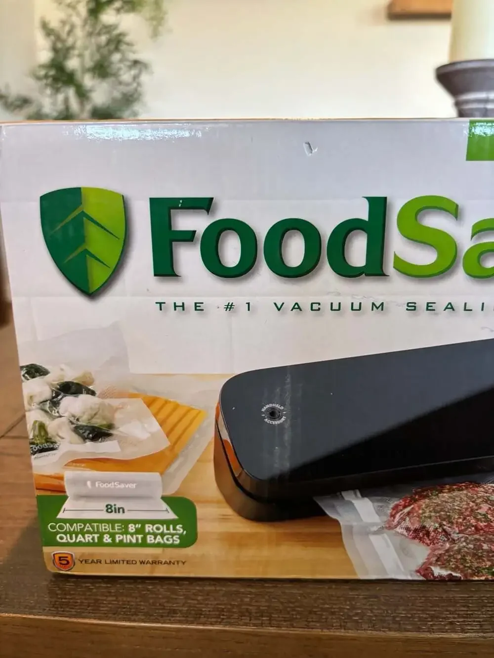 FoodSaver VS1120 Space Saving Vacuum Sealing System Black